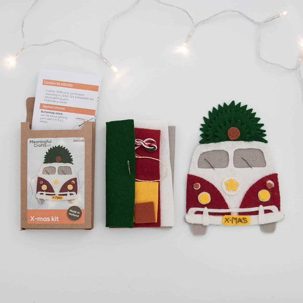 KIT COSTURA CON LANA AUTOBÚS DE NAVIDAD
