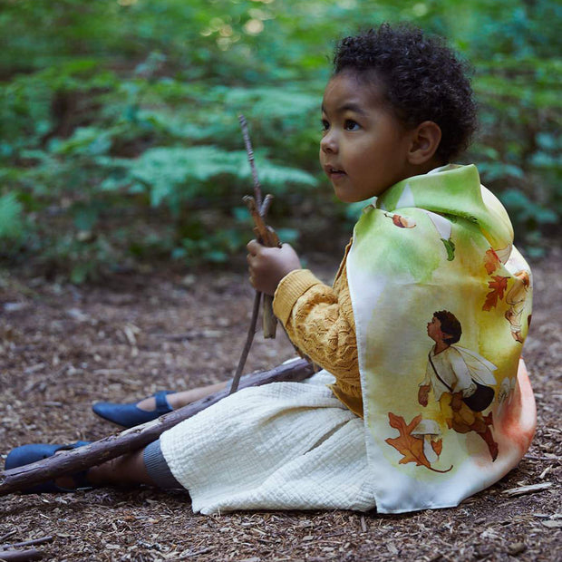 PAÑUELO DE SEDA ILUSTRADO